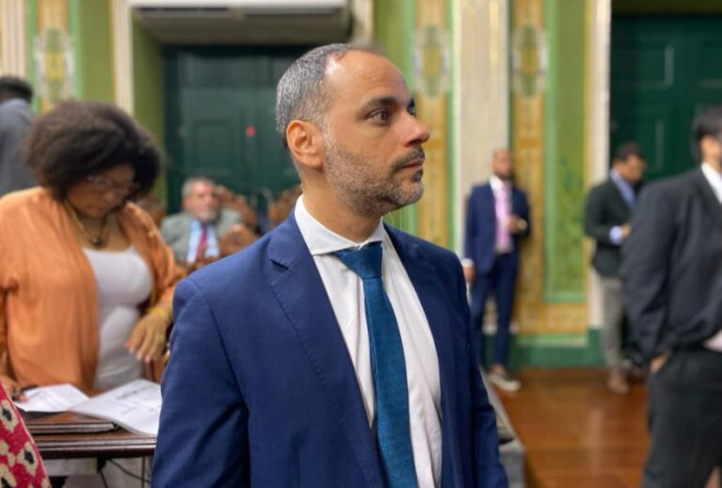 Augusto Vasconcelos não admite aumento do IPTU