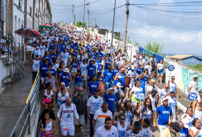 Gordinho da Favela mobiliza sua base comunitária na Lavagem do Bonfim