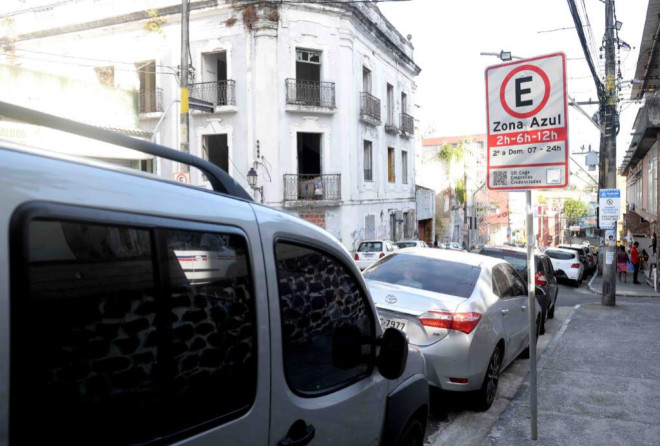 Motoristas de Salvador poderão pagar tarifa da Zona Azul em até 72h para evitar multas