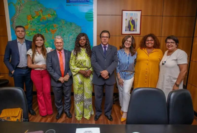 Ireuda Silva celebra inclusão da profissão de trancista na CBO