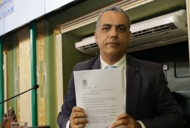 Cezar Leite comemora ausência de ataques à fé cristã no Carnaval 