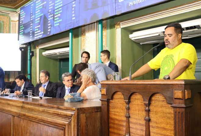 Câmara debate uso responsável do som automotivo e políticas para idosos