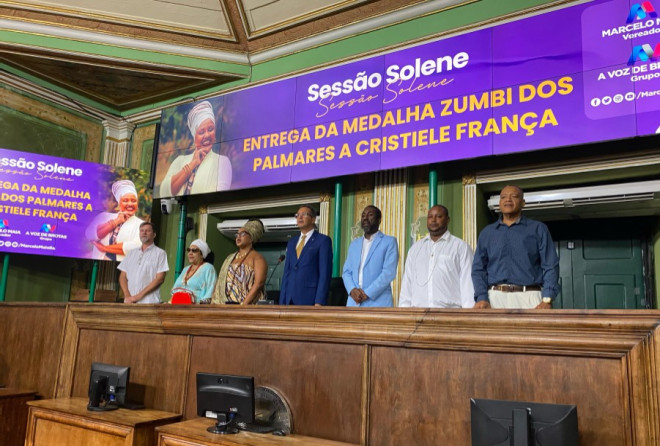 Cristiele França é homenageada com a Medalha Zumbi dos Palmares