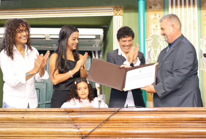 Jorge Vercillo recebe da Câmara o Título de Cidadão de Salvador