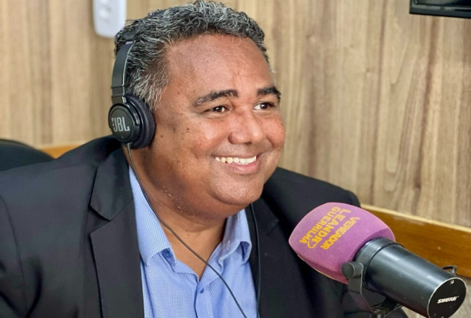 Leandro inclui apelido Guerrilha a seu sobrenome em cartório