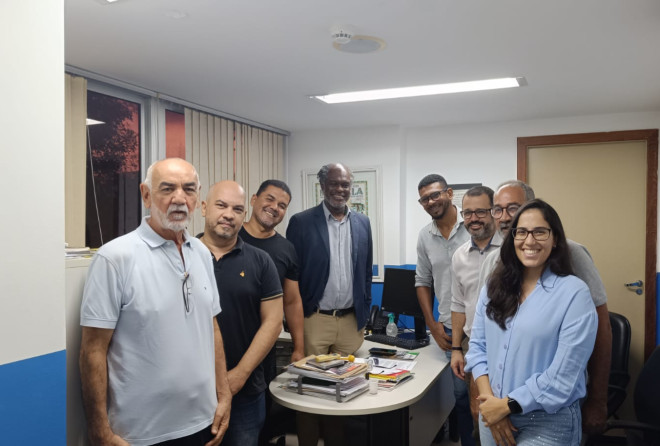 Sílvio Humberto solicita intervenção em rua do Jardim Armação