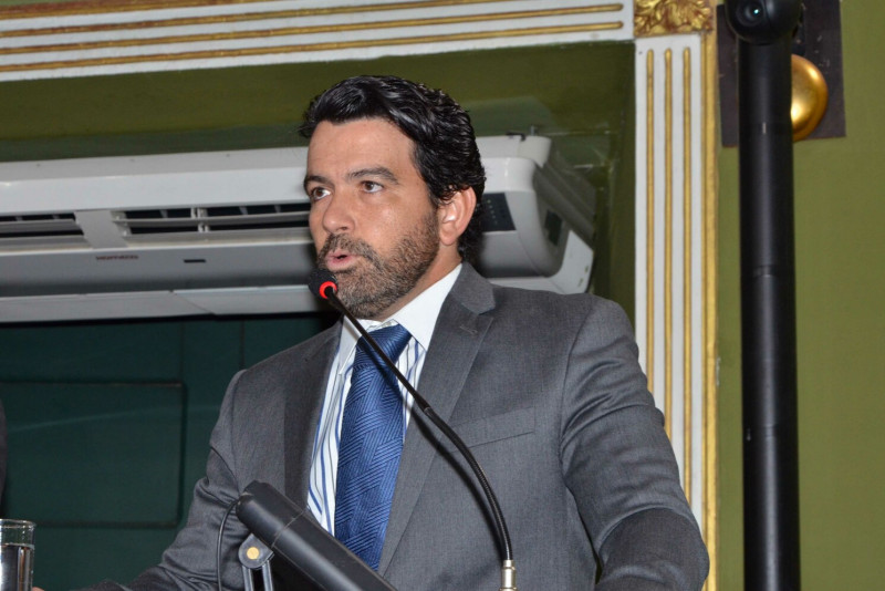 Paulo Magalhães Júnior é anunciado novo líder do governo na Câmara