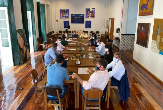 Ordenação do mercado informal no Centro Histórico em debate