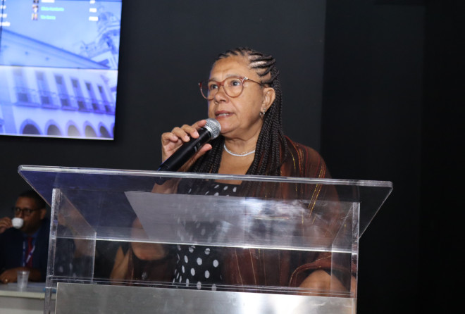 Marta Rodrigues reapresenta projeto que extingue validade de créditos do Salvador Card