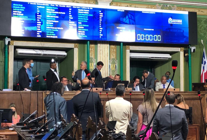 Câmara aprova três projetos em Sessão Extraordinária