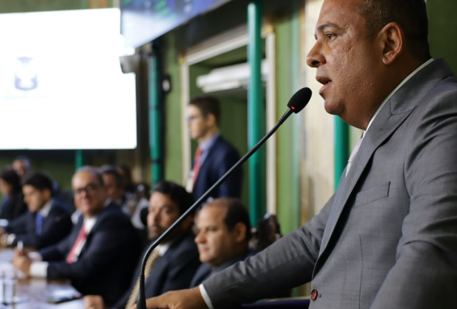 Jorge Araújo cobra solução para “o caos na regulação da saúde na Bahia”
