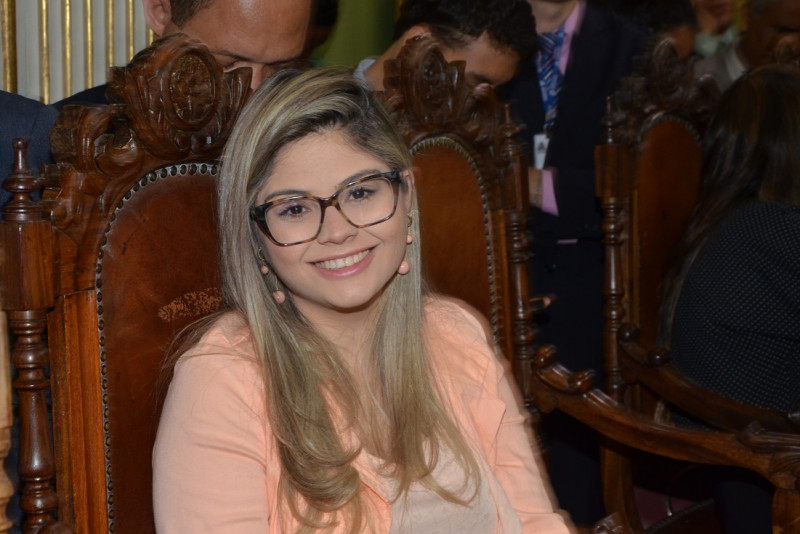 Marcelle Moraes destaca Dia Nacional dos Animais