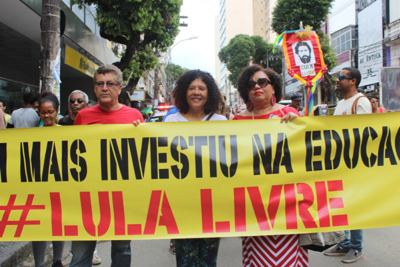 Vereadora critica o corte de verbas na UFBA