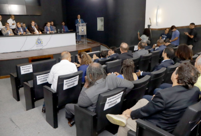 Vereadores aprovam a mudança temporária da sede da CMS para o Centro de Cultura