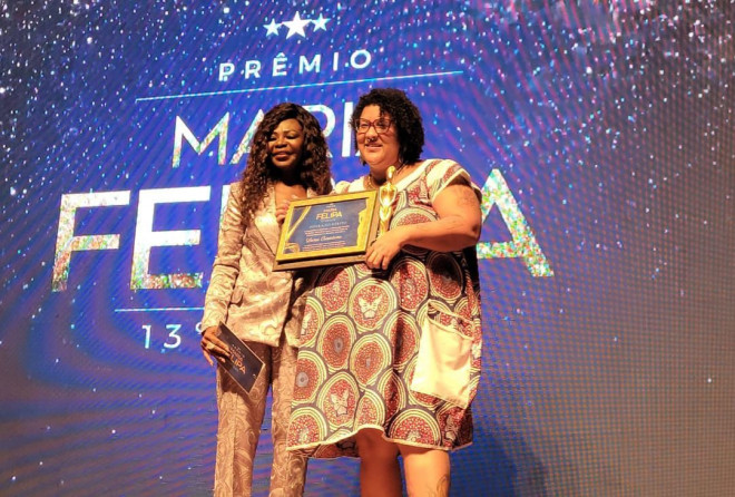 Laina Crisóstomo é homenageada com prêmio Maria Felipa 2022