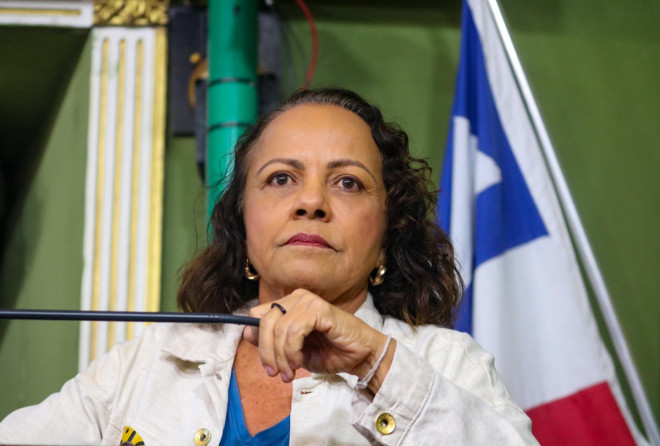 Aladilce denuncia reclassificação do IPTU e cobra explicação da Sefaz