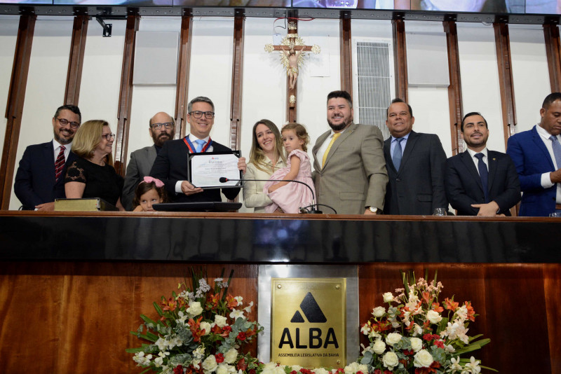 Geraldo Júnior participa de homenagem a Michel Cohen