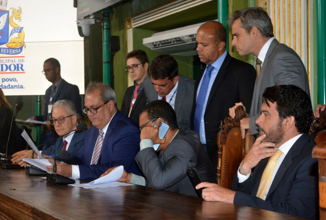 Câmara aprova projeto que beneficia professores municipais