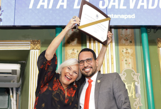 Fafá de Belém recebe da Câmara o Título de Cidadã de Salvador