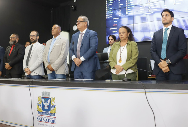 Vereadores rendem homenagens ao médium e educador Divaldo Franco 
