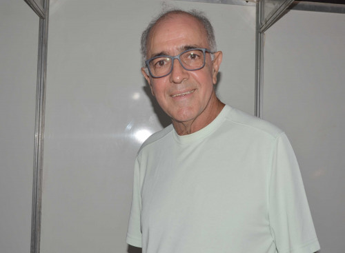 Ex-deputado Aleluia visita Camarote da Câmara