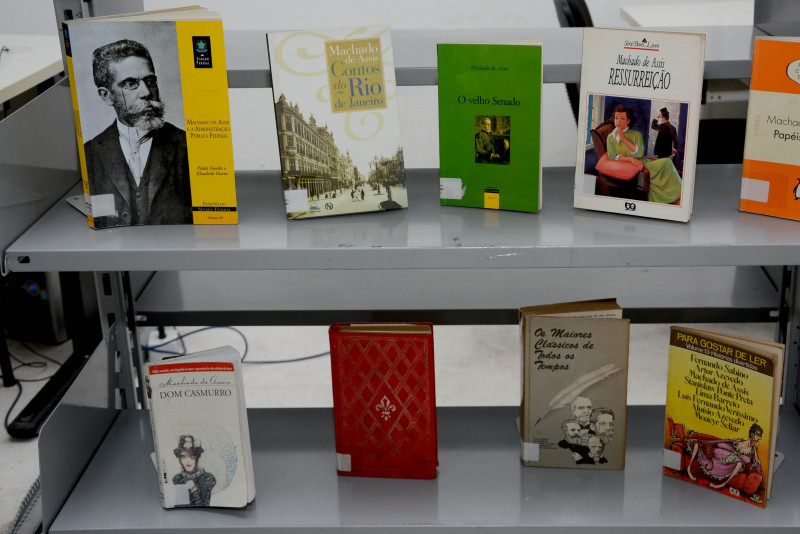 Biblioteca da Câmara destaca obras de Machado de Assis
