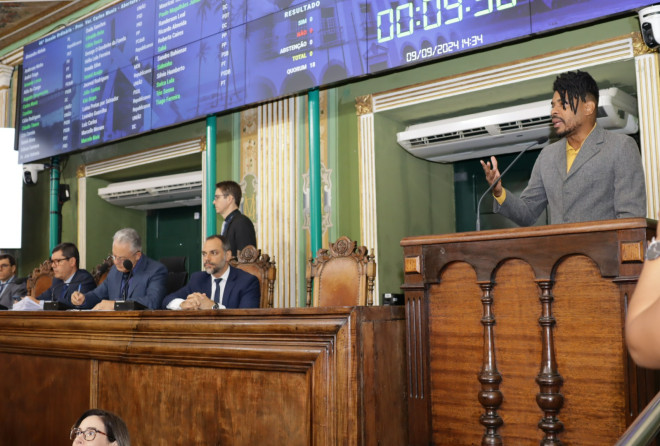 Sindicato dos Biomédicos ocupa a Tribuna Popular da Câmara