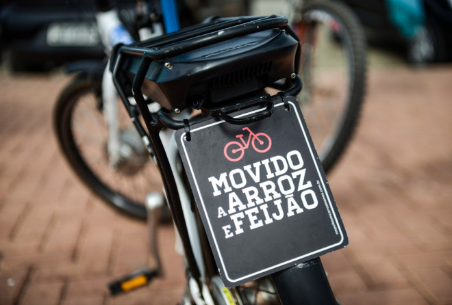 Campanha pede ampliação do horário de circulação de bikes no metrô