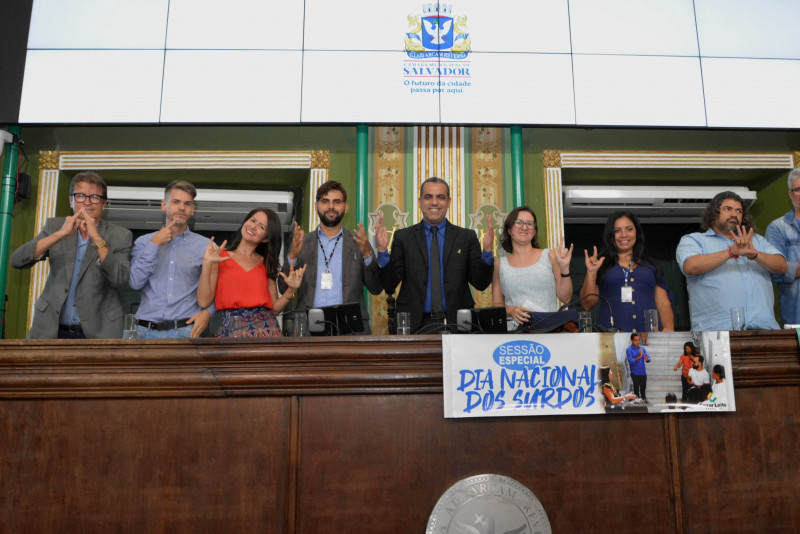 Câmara faz sessão especial pelo Dia Nacional dos Surdos