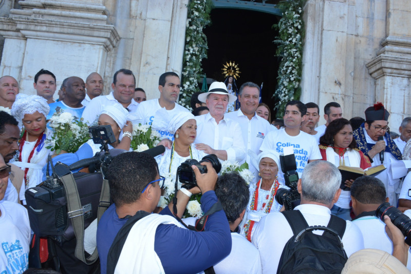 Renovação da fé move milhares de pessoas na Festa do Bonfim