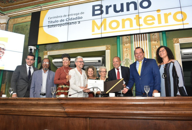 Câmara homenageia Bruno Monteiro com o Título de Cidadão da Cidade do Salvador