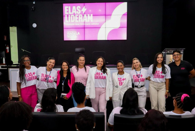 Isabela Sousa impulsiona mulheres com o projeto “Elas Lideram”