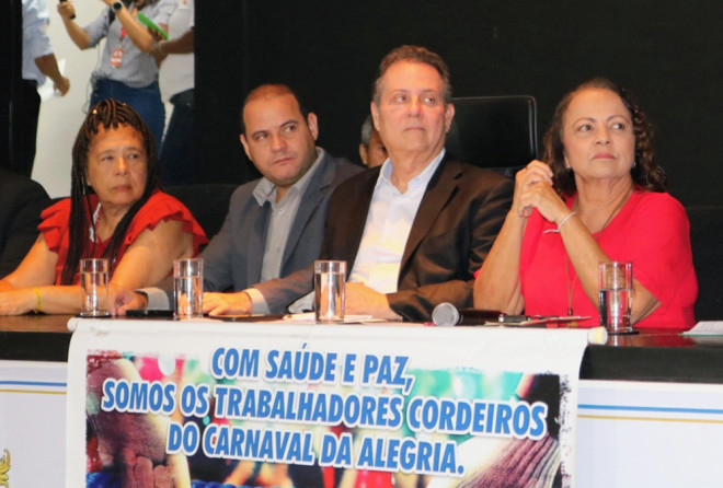 Aladilce parabeniza notificação do MTE à Ambev e à Prefeitura
