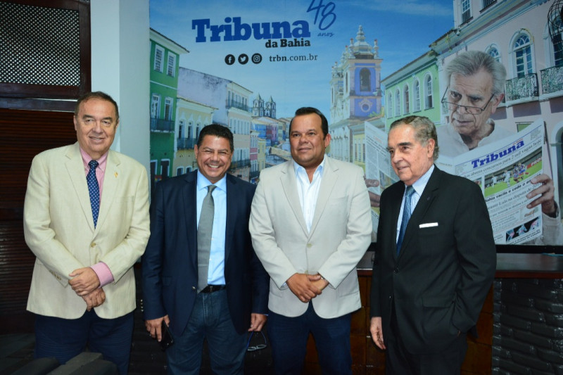 Presidente da Câmara de Salvador faz visita de cortesia ao jornal Tribuna da Bahia