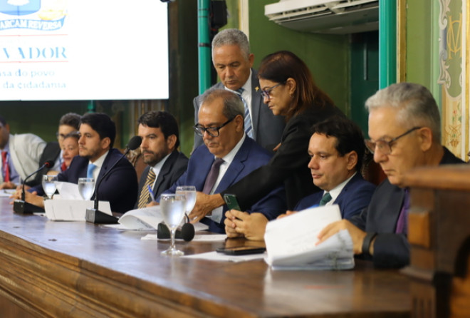 Lei que proíbe sacolas de plástico em Salvador será aprimorada