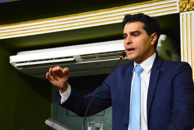 Projeto de Alexandre Aleluia garante assistência religiosa