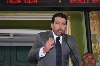 Vereador diz que greve dos professores é político-partidária
