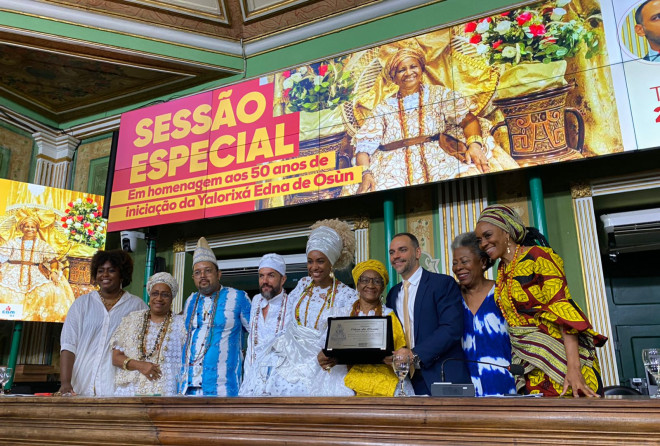 Augusto Vasconcelos preside homenagem à Yalorixá Edna de Ósun