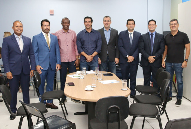 Câmara instala as 13 comissões permanentes