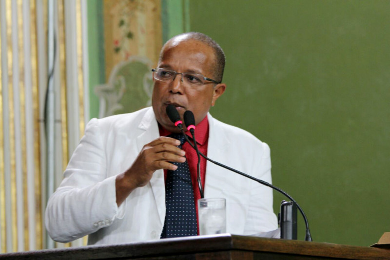 Vereador diz que Bolsonaro persegue os LGBTQ+