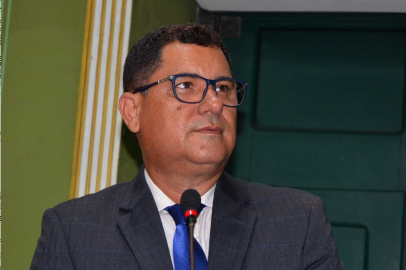 Helio Ferreira pede que máscaras sejam entregues no transporte coletivo