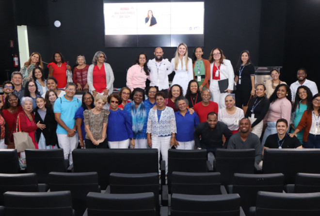 Dia das Mães é celebrado com palestra sobre a mulher moderna