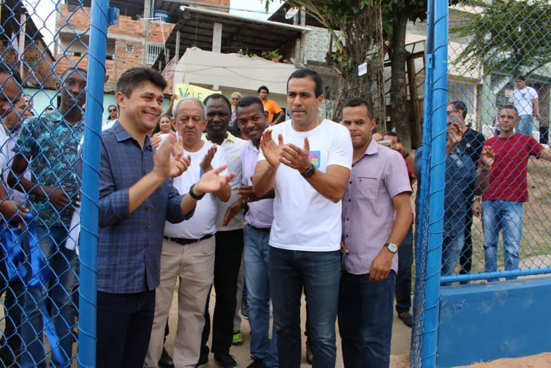 Fazenda Coutos ganha dois campos de futebol e uma praça