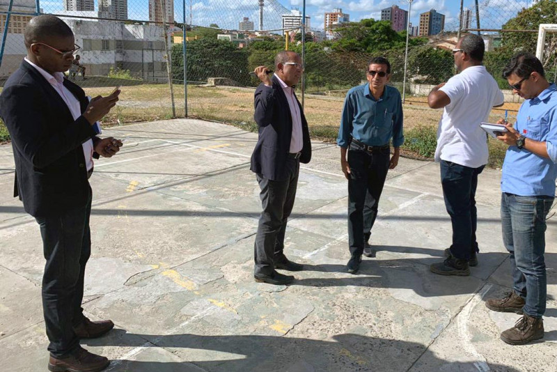 Suíca visita Centro Social Urbano de Pernambués