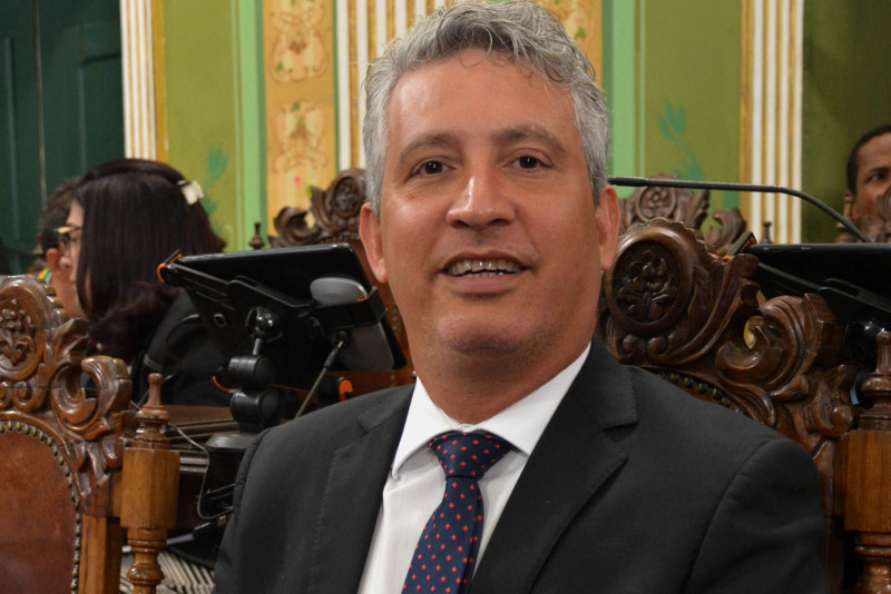 Henrique Carballal será homenageado pela Marinha