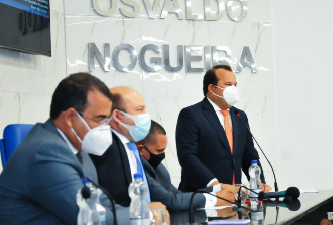 Geraldo Júnior participa de  debate pela manutenção do REIQ