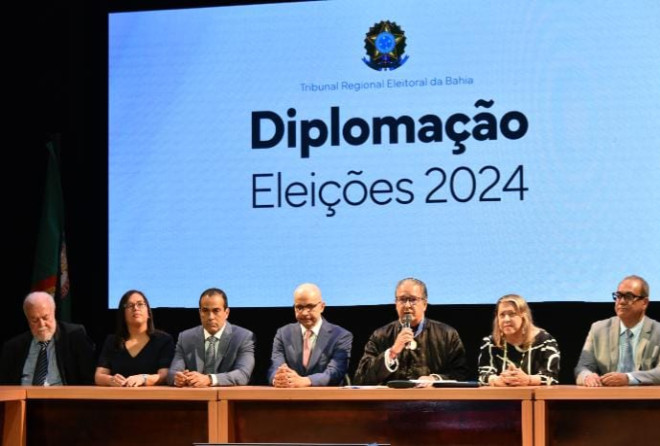 Vereadores de Salvador são diplomados pelo TRE-BA