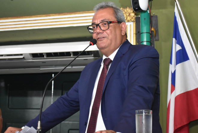 Carlos Muniz apresenta projeto de lei que altera nome do Morro Escravo Miguel