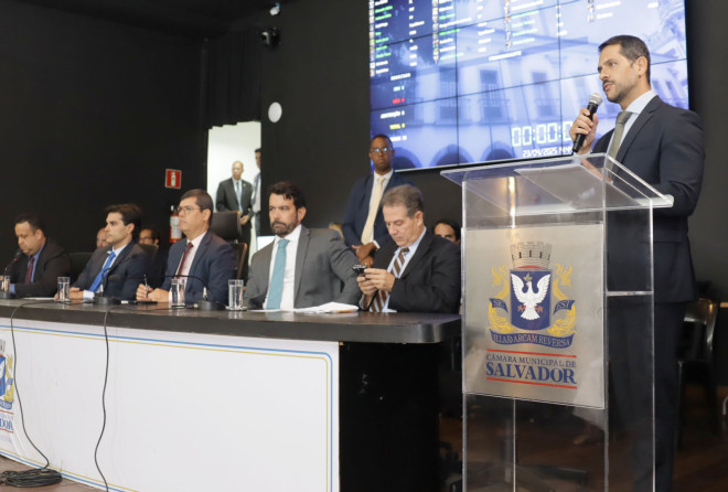 PL quer garantir a obrigatoriedade de assentos em supermercados para pessoas com TEA e idosos em Salvador
