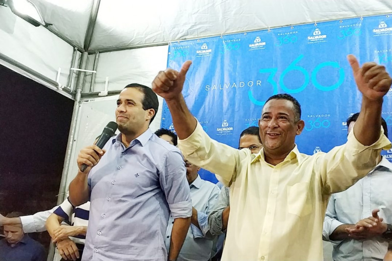 Vado Malassombrado comemora entrega de praça na Massaranduba